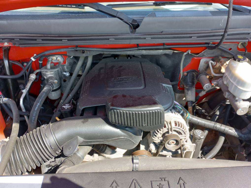 Used 2012 GMC Sierra 2500 SLT w/ SLT Convenience Package image 2