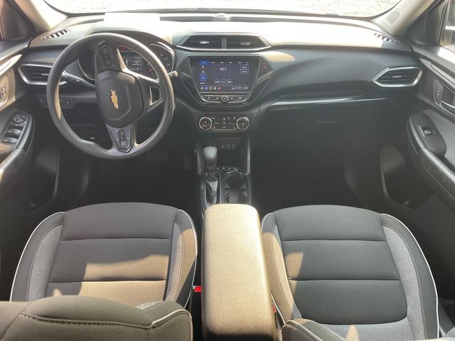 Used 2023 Chevrolet TrailBlazer LT w/ Convenience Package FWD image 20