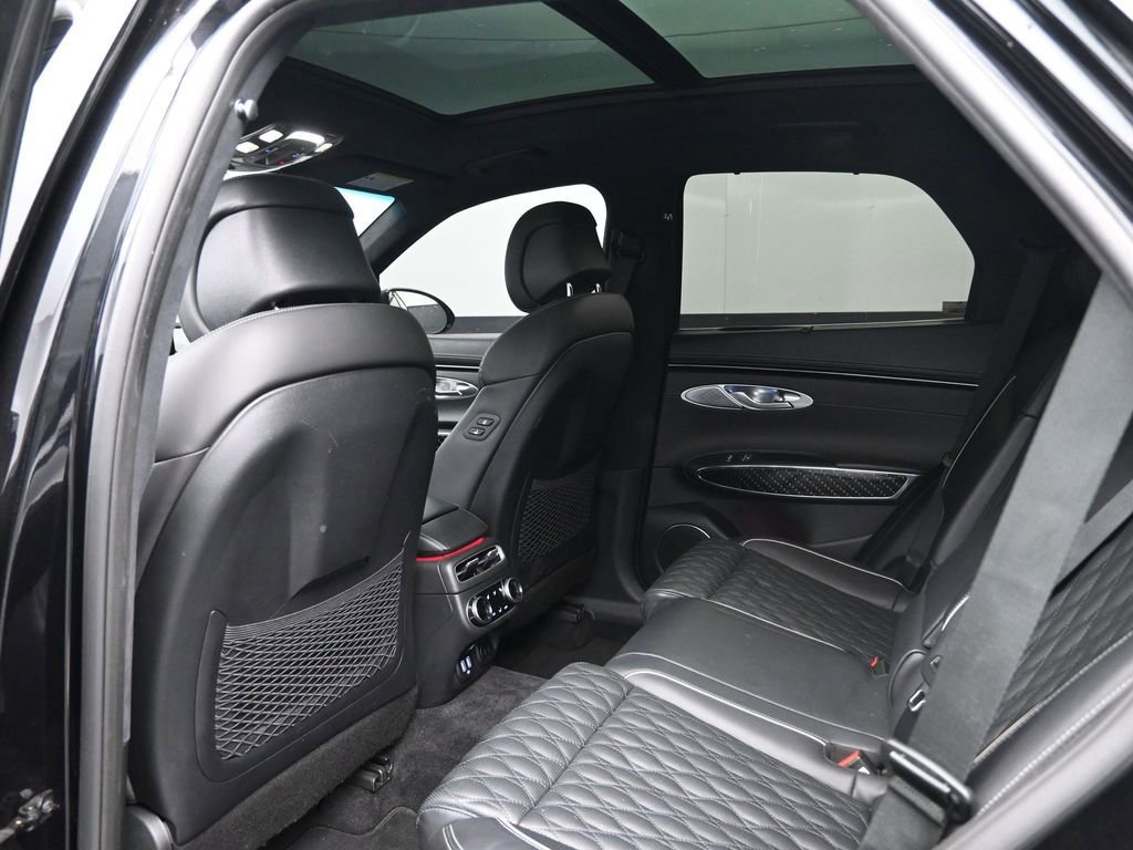 Used 2023 Genesis GV70 3.5T Sport w/ Sport Prestige Package image 25