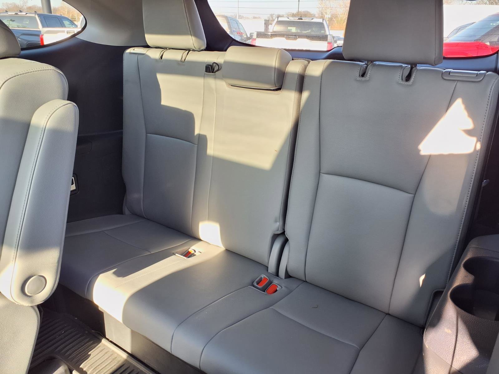 Certified 2021 Toyota Highlander Platinum image 29