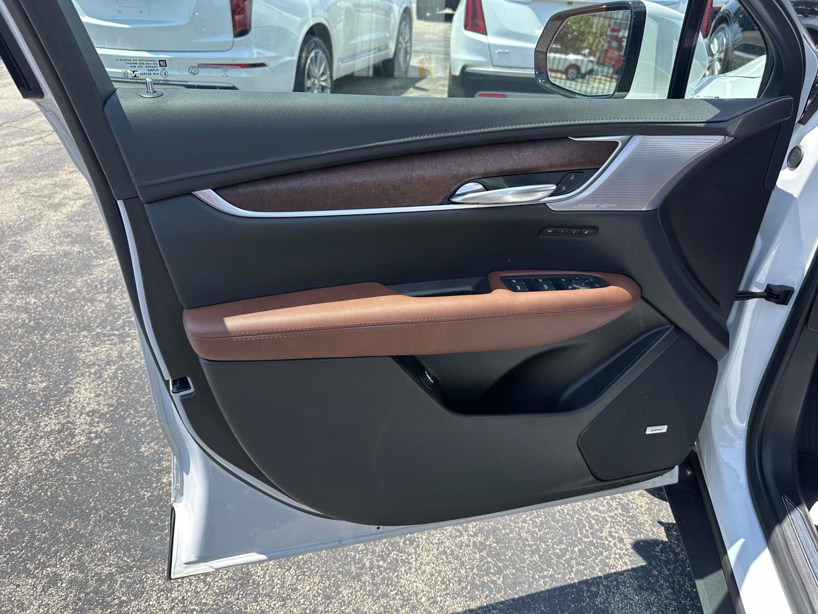 Used 2023 Cadillac XT5 Sportv w/ Technology Package AWD/4WD image 7