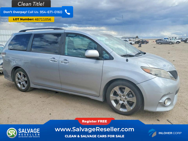Used 2013 Toyota Sienna SE FWD image 5
