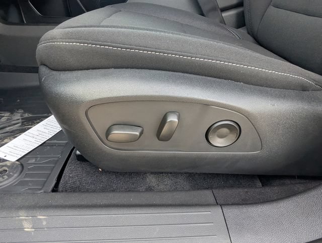 New 2026 Chevrolet Equinox EV LT w/ Comfort Package AWD/4WD image 11