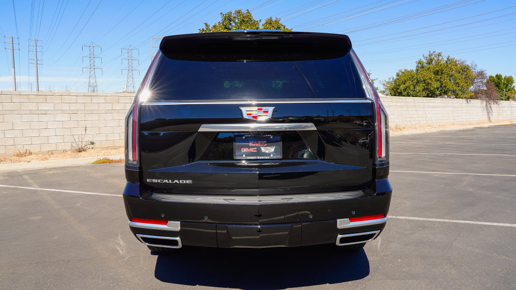 New 2027 Cadillac Escalade Luxury AWD/4WD image 8