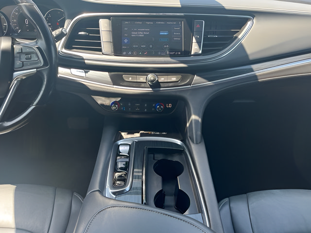 Used 2022 Buick Enclave Premium FWD image 26