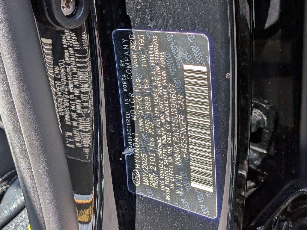 Used 2025 Hyundai Venue SEL image 35