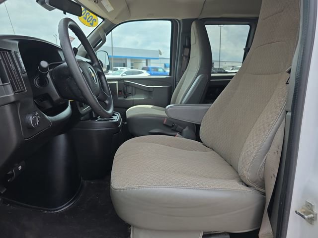Used 2020 Chevrolet Express 3500 LT w/ LT Preferred Equipment Group RWD image 10