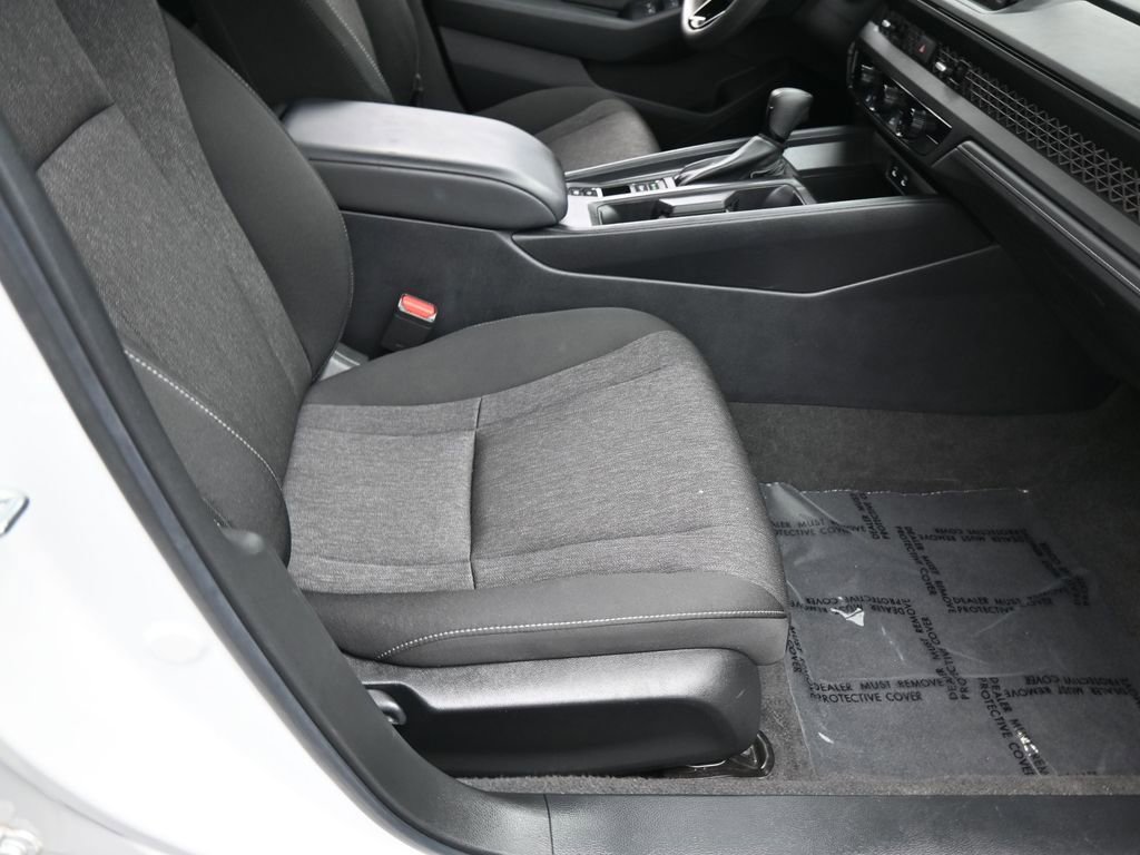 Used 2023 Honda Accord EX image 41