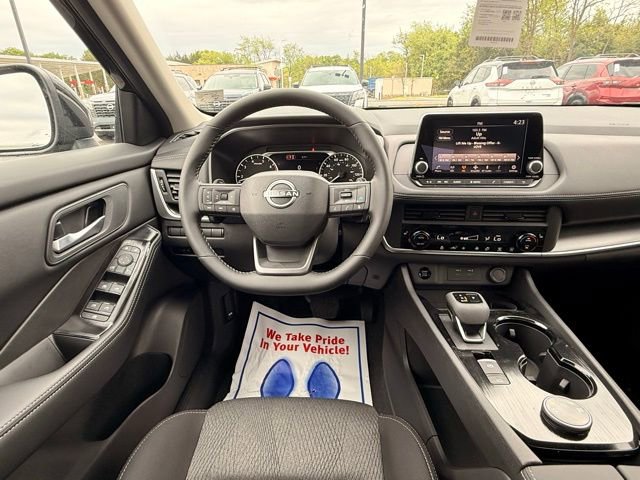 New 2026 Nissan Rogue SV w/ Cold Weather Package AWD/4WD image 21