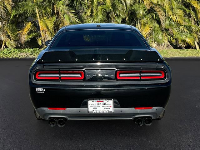 Used 2017 Dodge Challenger SXT w/ Driver Convenience Group RWD image 6