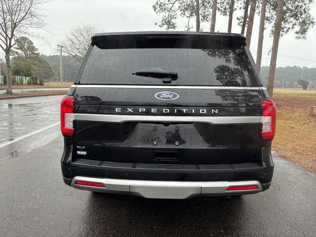 Used 2022 Ford Expedition XLT image 4