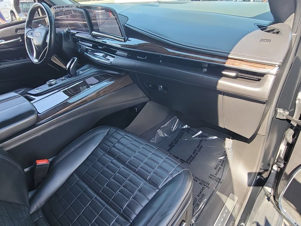Certified 2023 Cadillac Escalade ESV Sport Platinum w/ LPO, ONYX Package AWD/4WD image 29