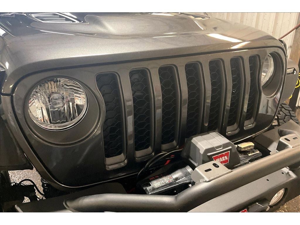 Used 2021 Jeep Gladiator Rubicon w/ Cold Weather Group AWD/4WD image 31