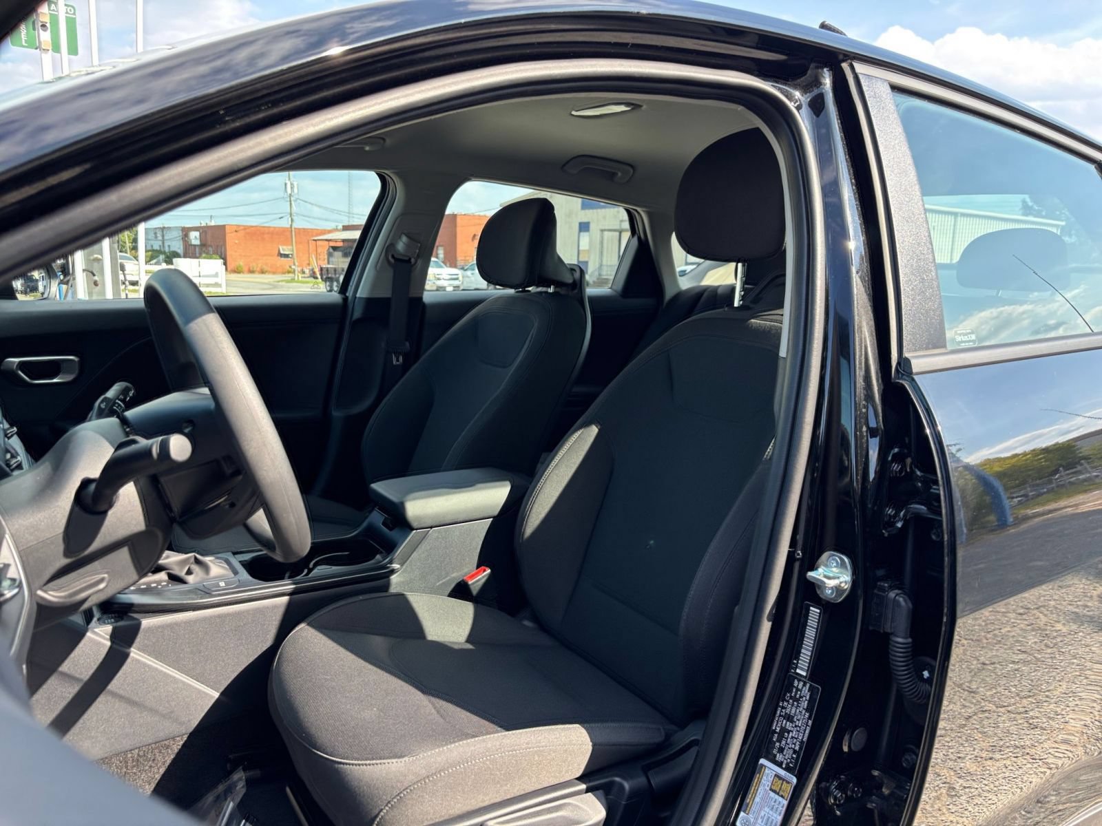 Used 2026 Kia K4 FWD image 34