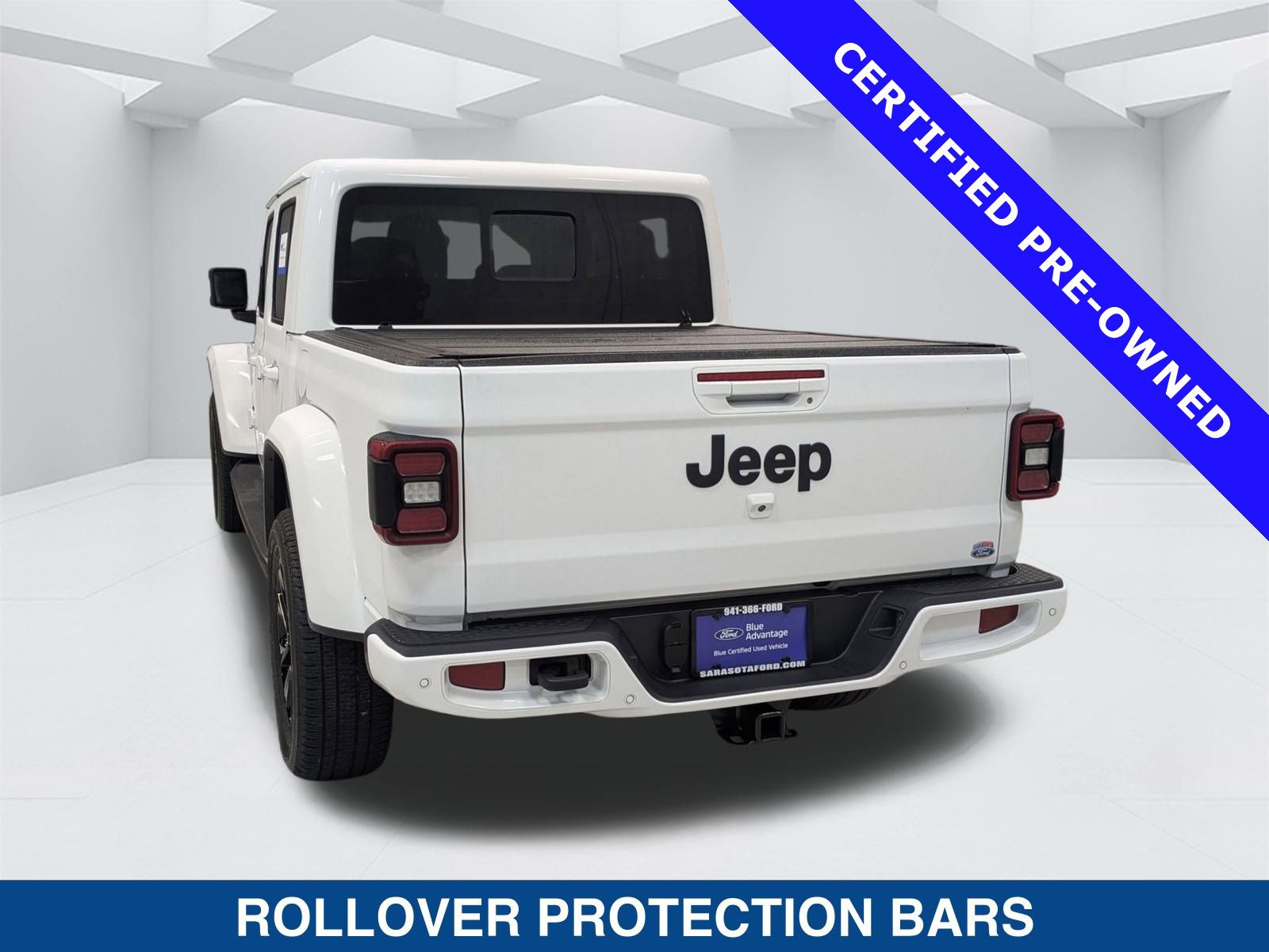 Used 2023 Jeep Gladiator Overland image 6