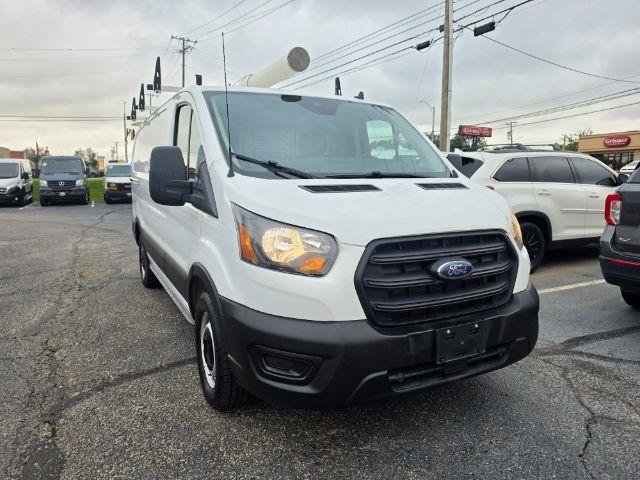 Used 2020 Ford Transit 150 Low Roof RWD image 4