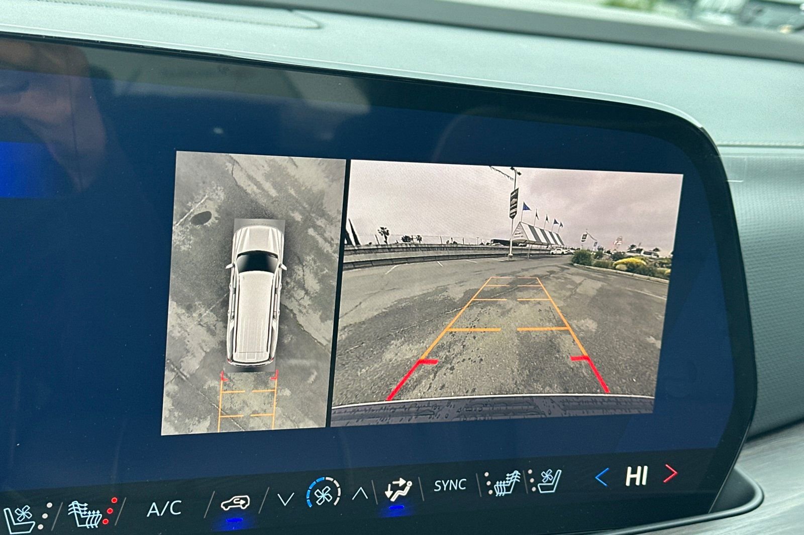 New 2026 Chevrolet Suburban Premier w/ Sun And Tow Package AWD/4WD image 24
