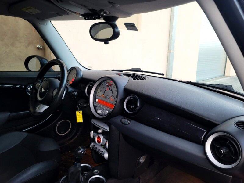 Used 2010 MINI Cooper S image 21