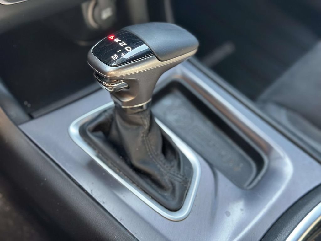 Used 2019 Dodge Charger R/T w/ Plus Group RWD image 16