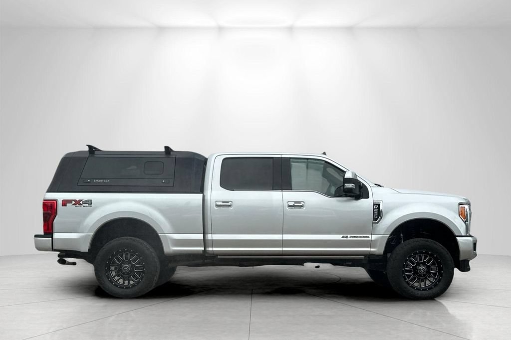 Used 2019 Ford F250 Platinum w/ Platinum Ultimate Package AWD/4WD image 2