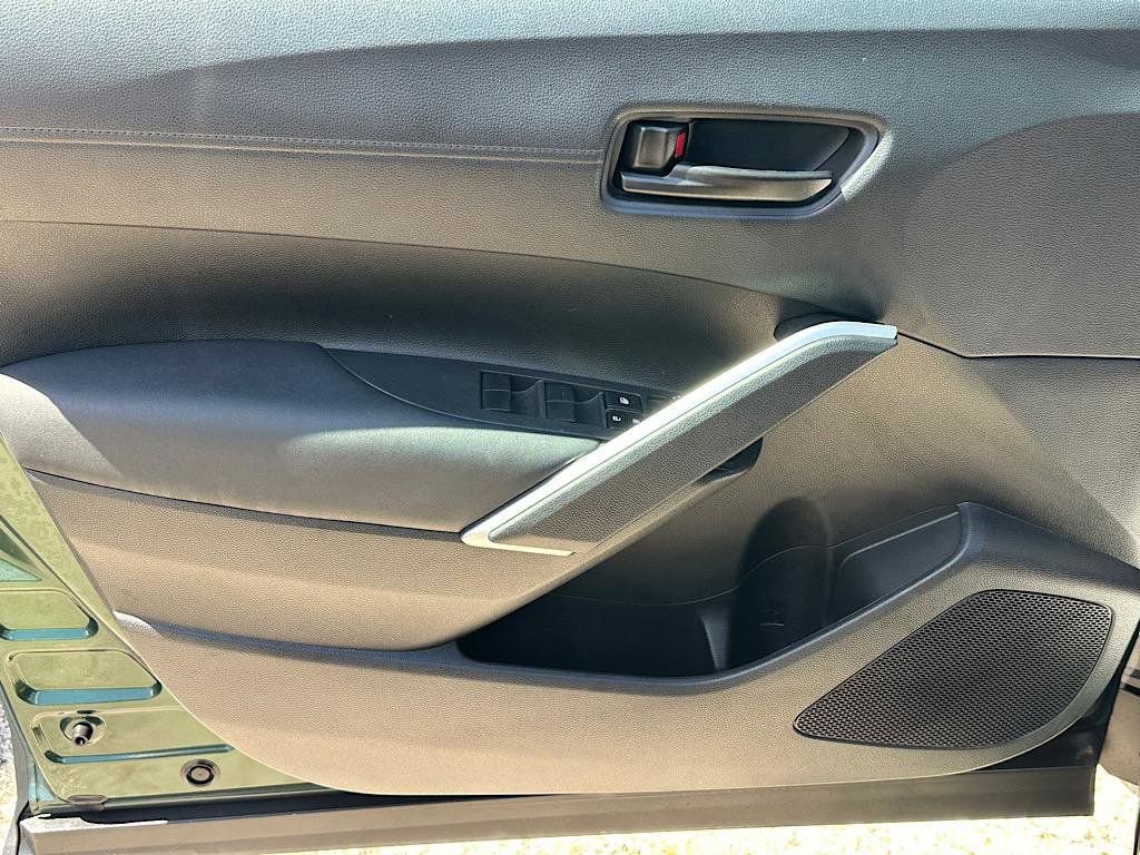 Certified 2023 Toyota Corolla Cross LE image 13