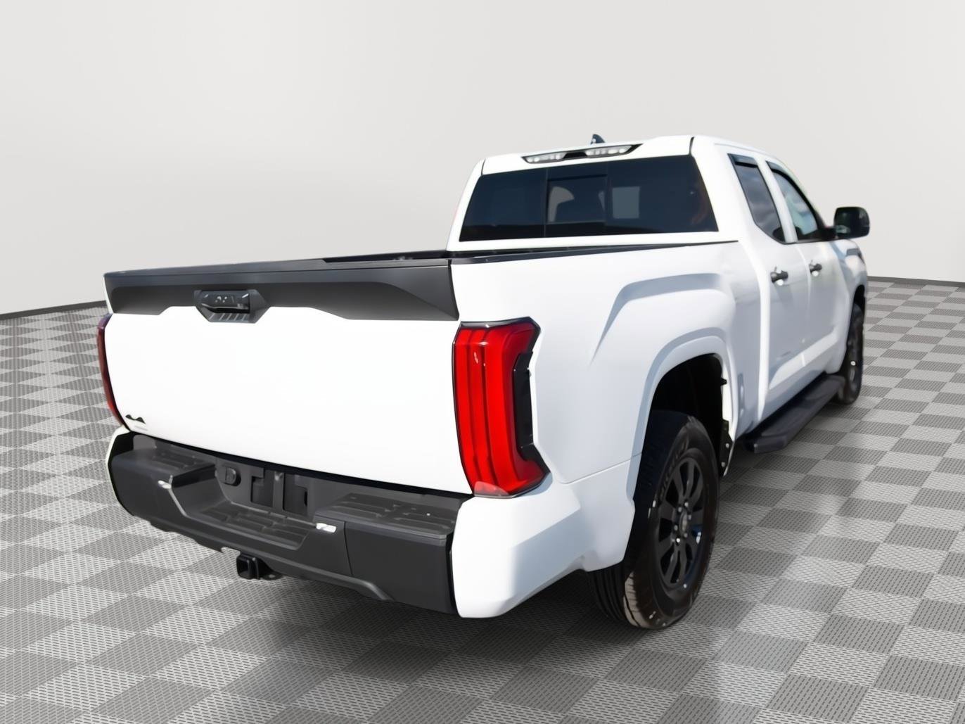 Used 2026 Toyota Tundra SR AWD/4WD image 5