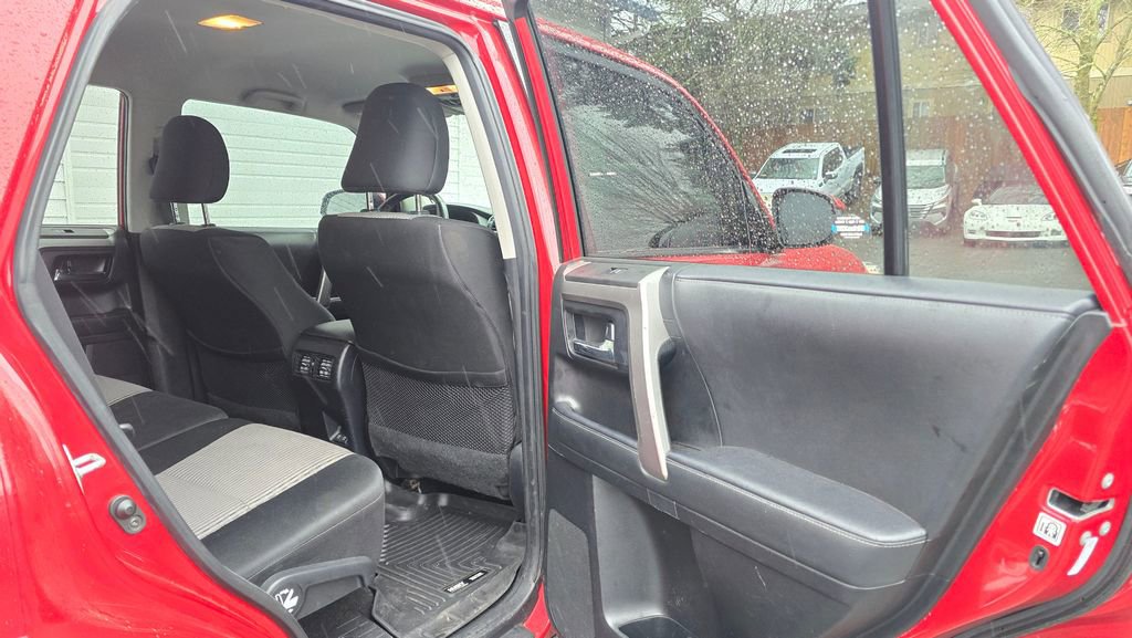 Used 2020 Toyota 4Runner SR5 image 14