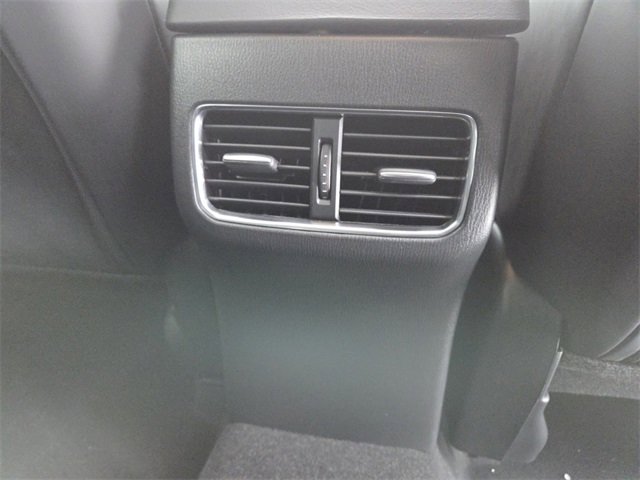 Used 2019 MAZDA CX-5 Touring image 9