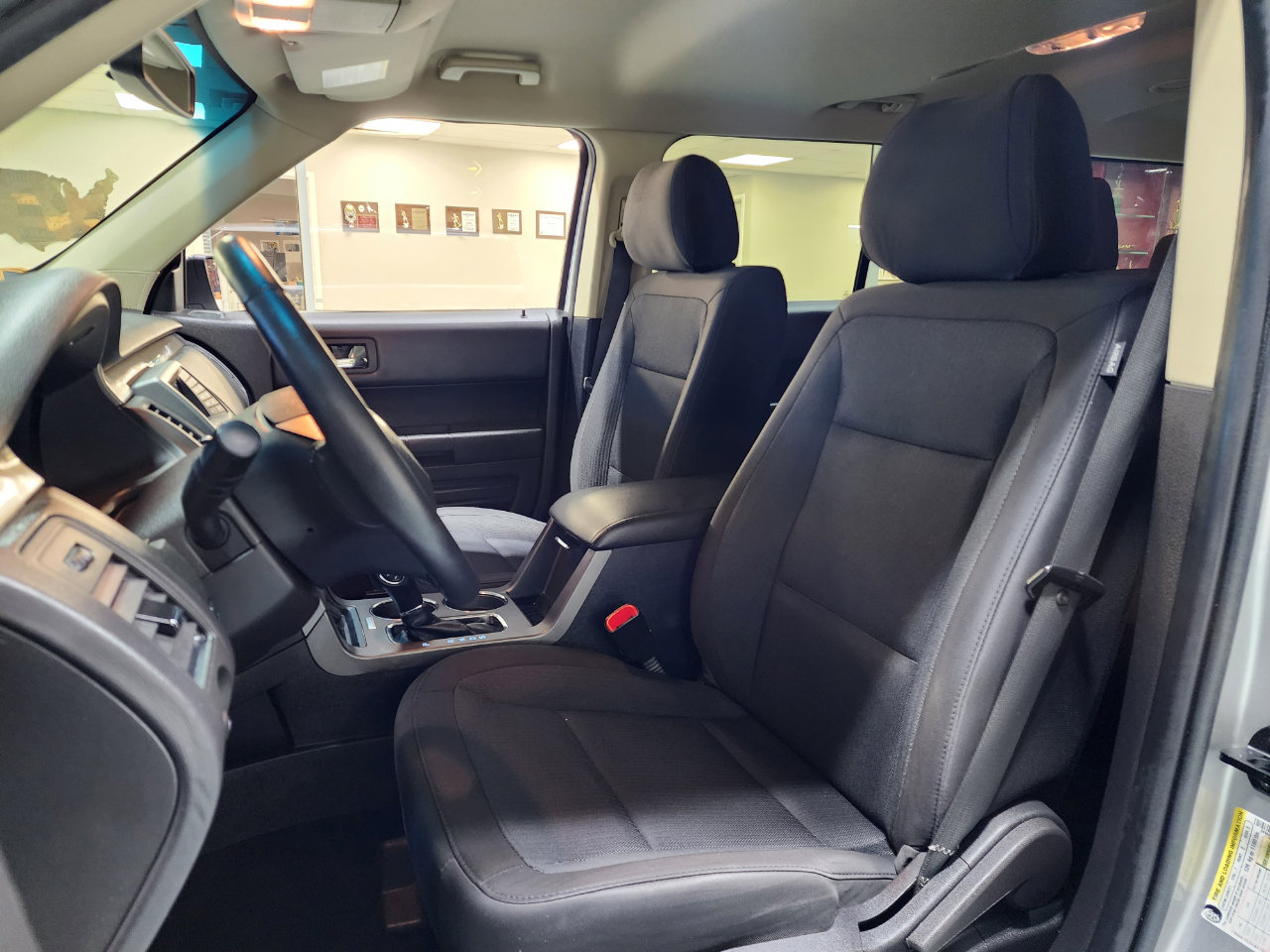 Used 2019 Ford Flex SE image 15
