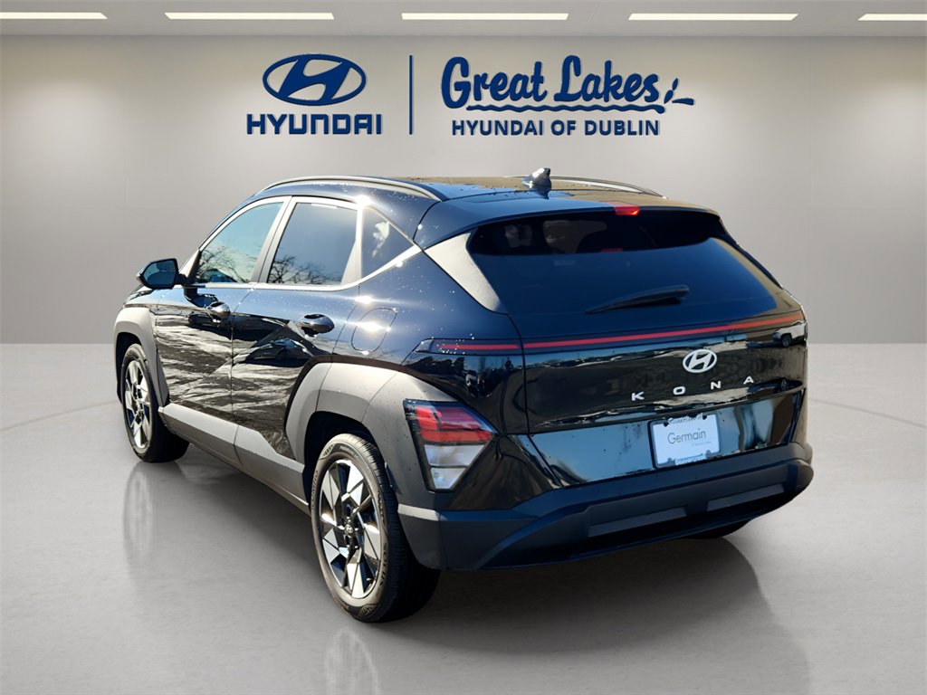 Used 2025 Hyundai Kona SEL image 3
