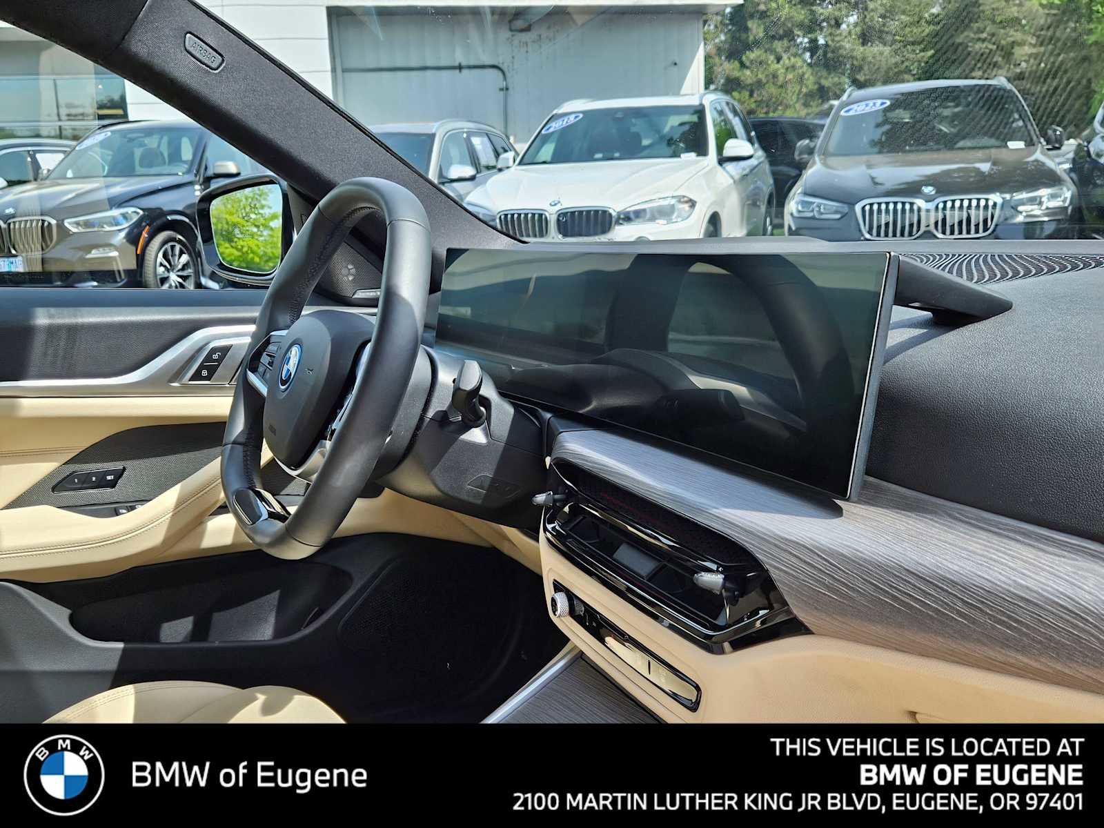 Used 2025 BMW i4 xDrive40i w/ Premium Package AWD/4WD image 12