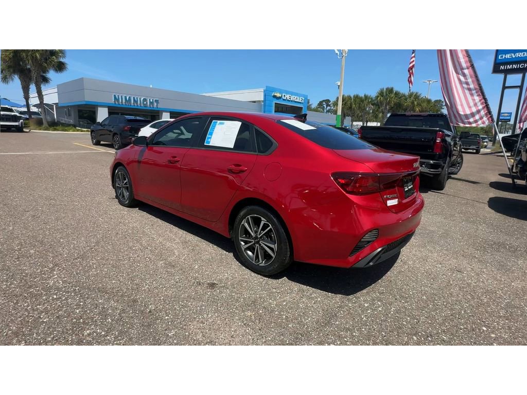 Used 2023 Kia Forte LXS FWD image 4