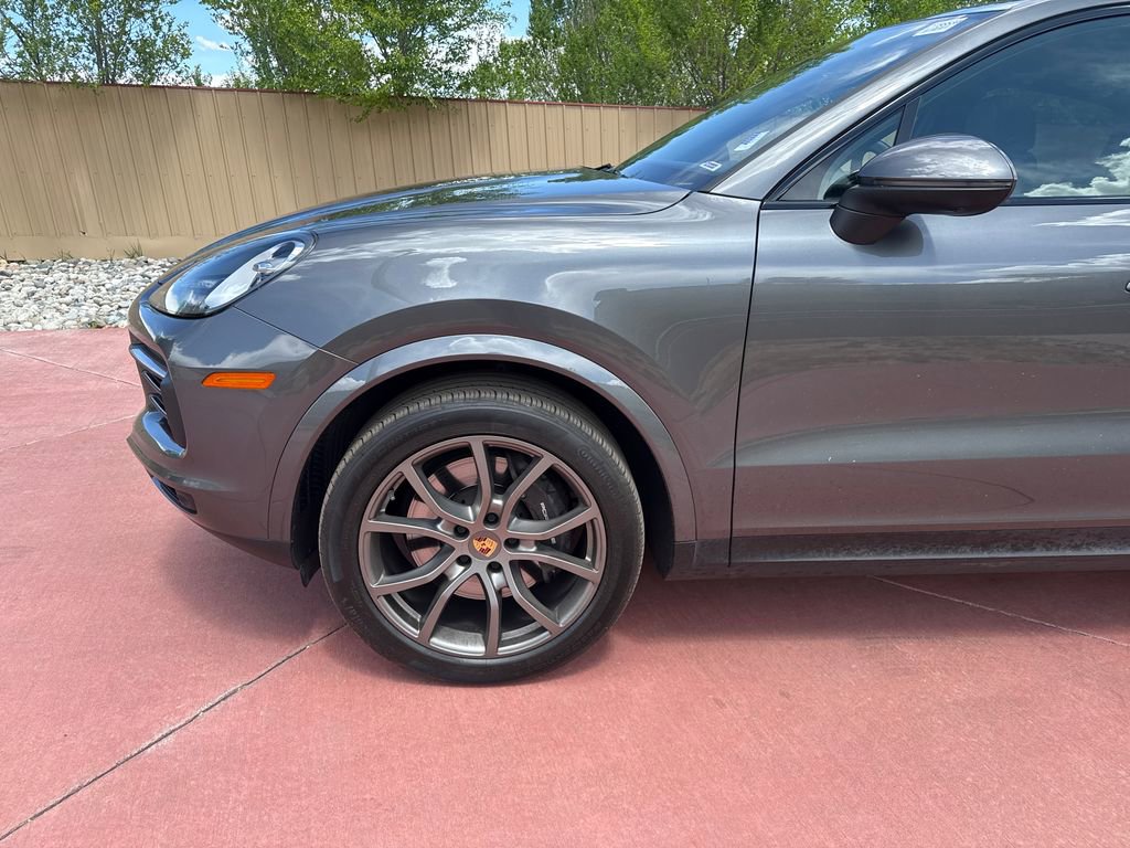 Used 2023 Porsche Cayenne Coupe AWD/4WD image 34
