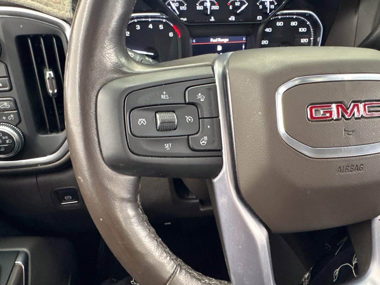 Used 2020 GMC Sierra 1500 SLT w/ SLT Premium Plus Package AWD/4WD image 20