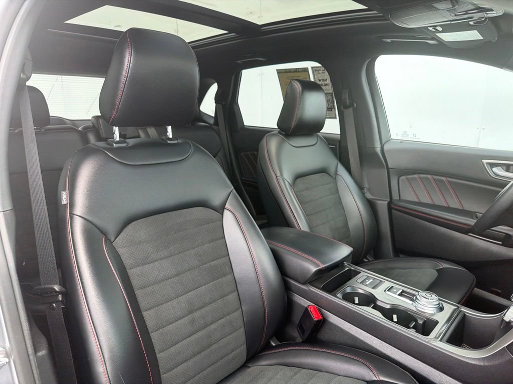 Used 2024 Ford Edge ST-Line AWD/4WD image 6