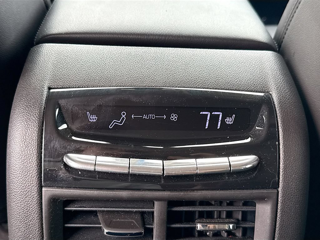 Used 2018 Cadillac XT5 Premium Luxury FWD image 20