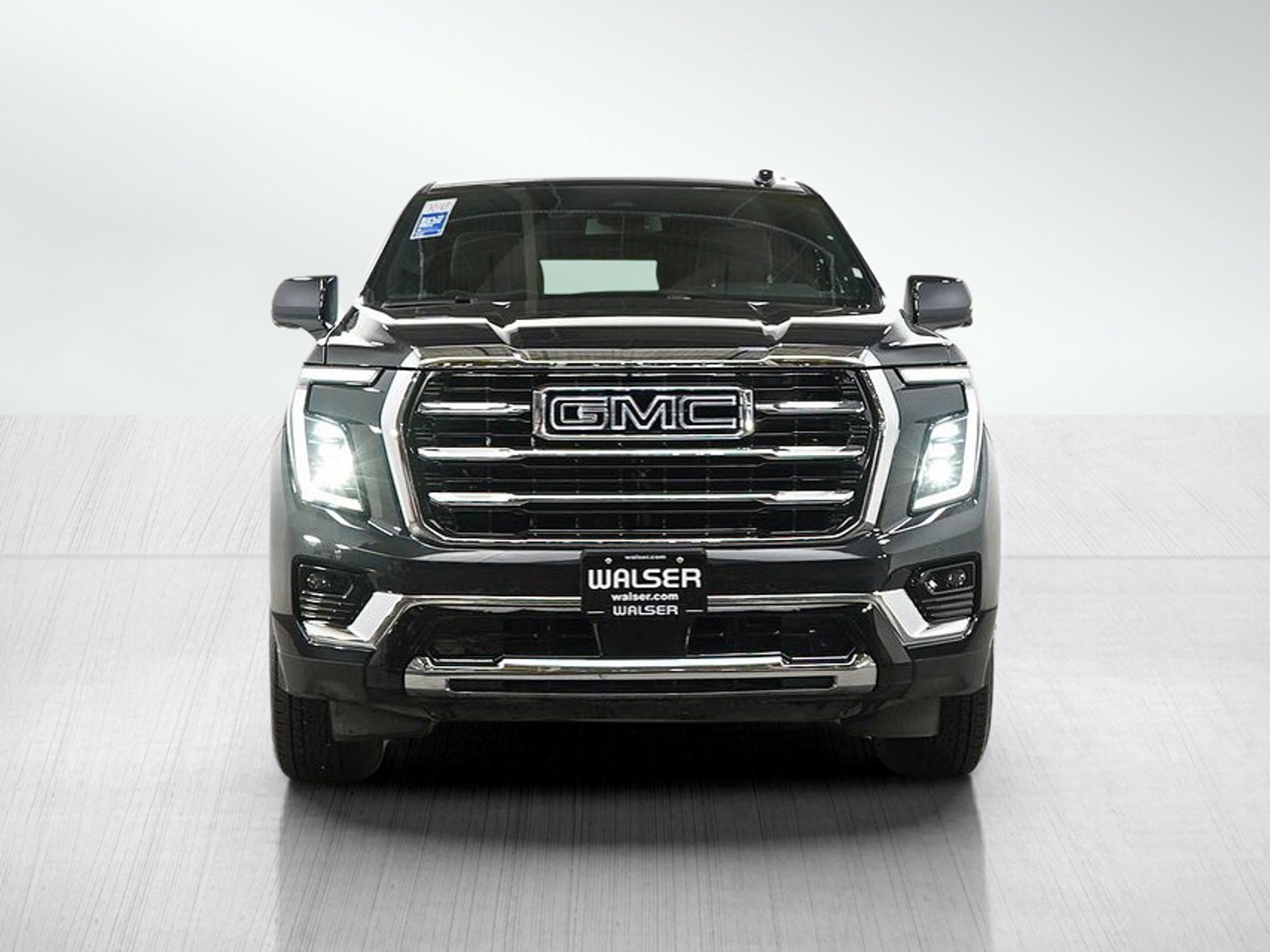 Used 2025 GMC Yukon Elevation AWD/4WD image 8