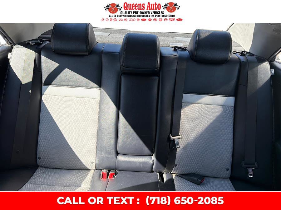 Used 2013 Toyota Camry SE FWD image 16