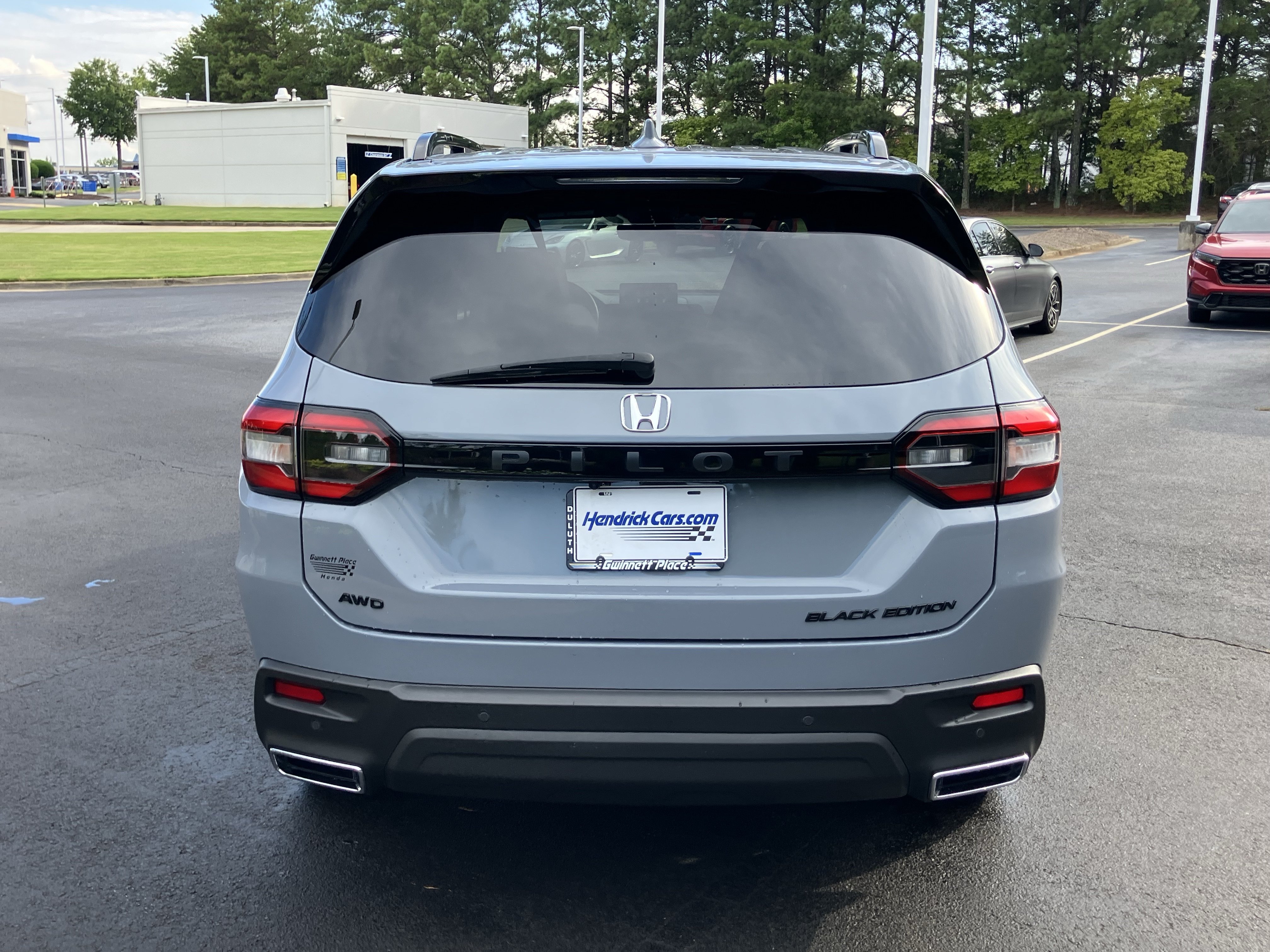 Certified 2025 Honda Pilot Black Edition image 9