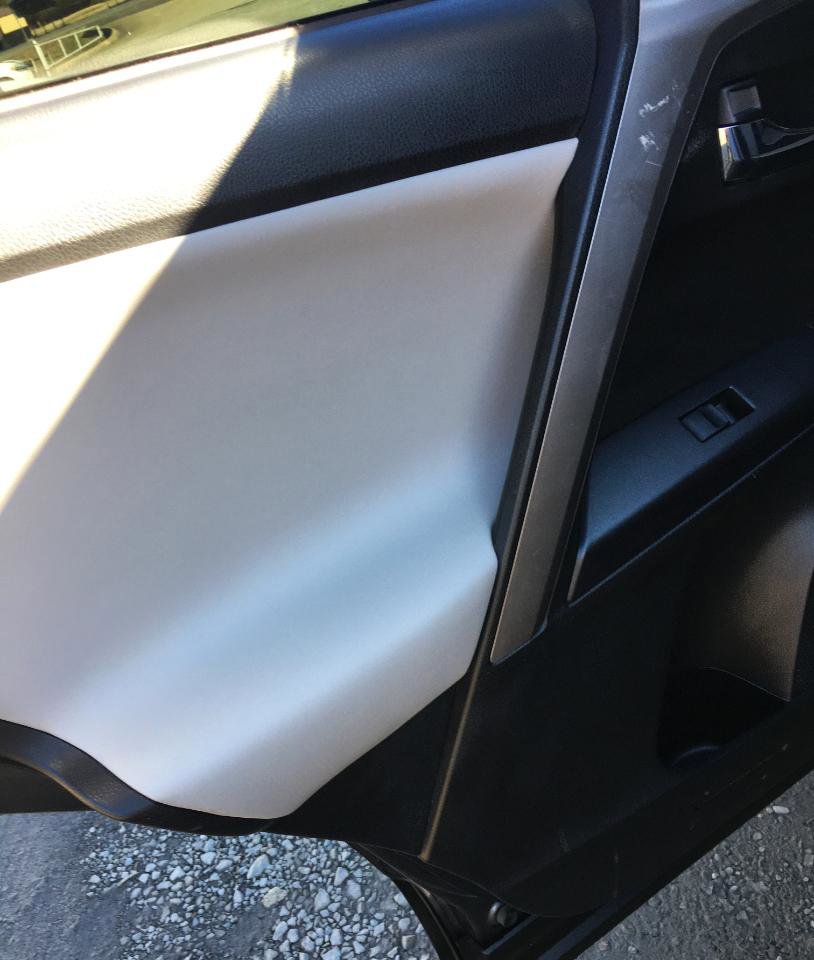 Used 2016 Toyota RAV4 XLE image 12