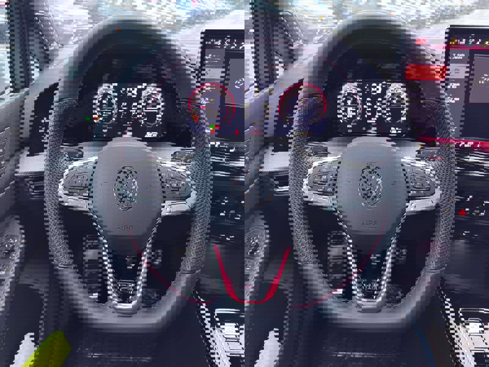 New 2026 Volkswagen GTI SE FWD image 10