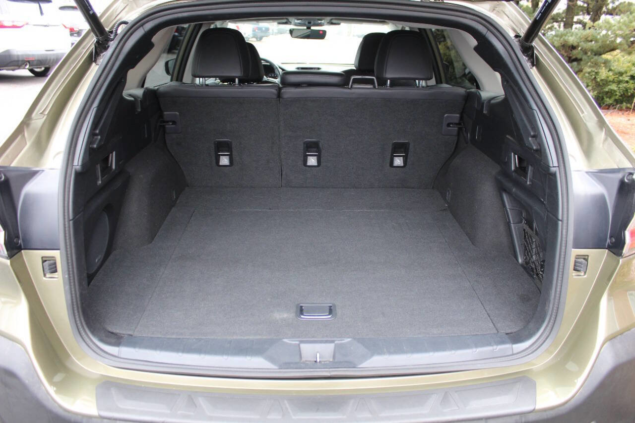 Used 2025 Subaru Outback Limited XT image 18
