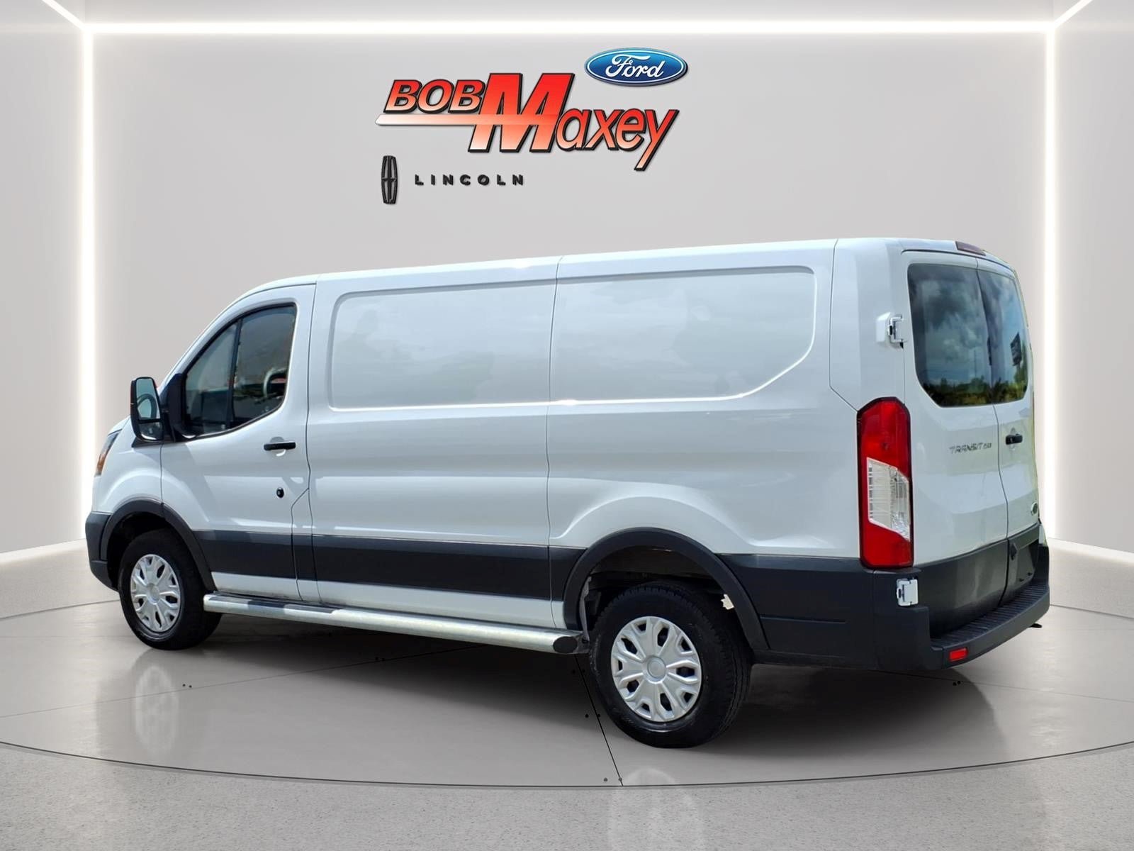 Used 2025 Ford Transit 250 Low Roof w/ Exterior Upgrade Package RWD image 7