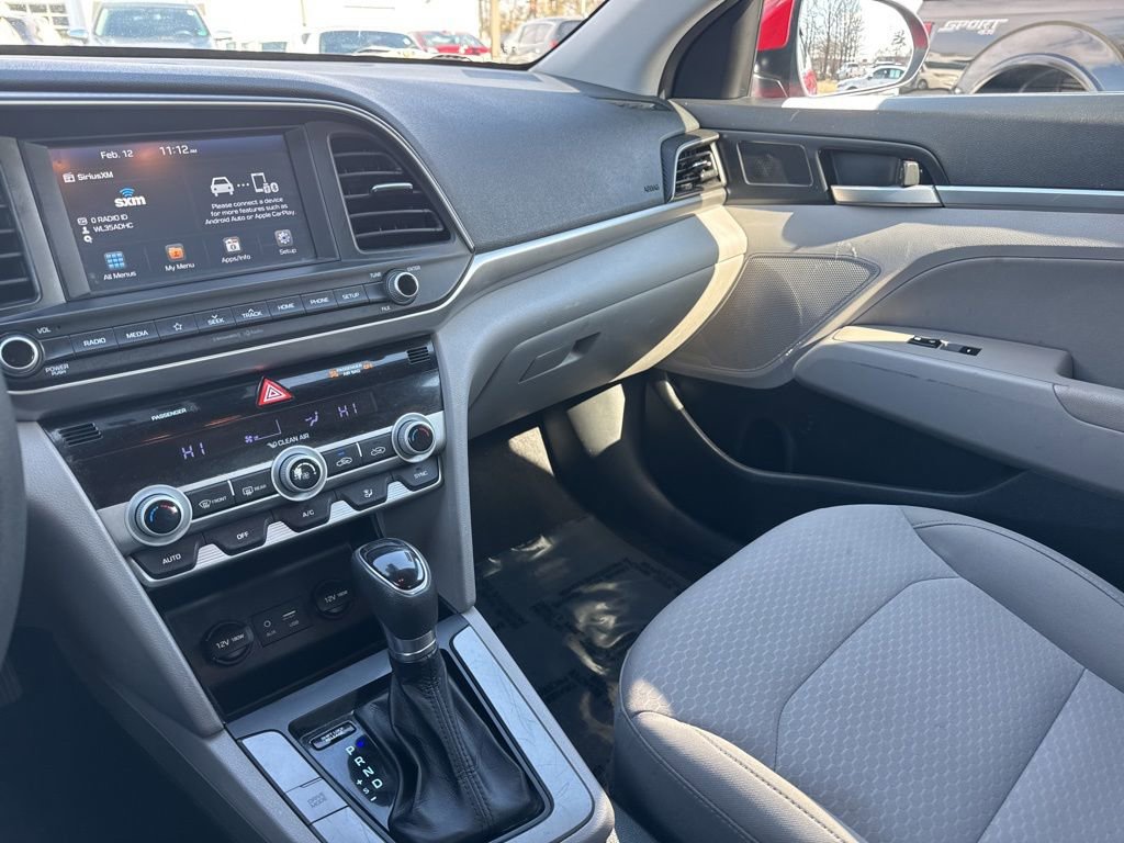 Used 2020 Hyundai Elantra SEL image 19