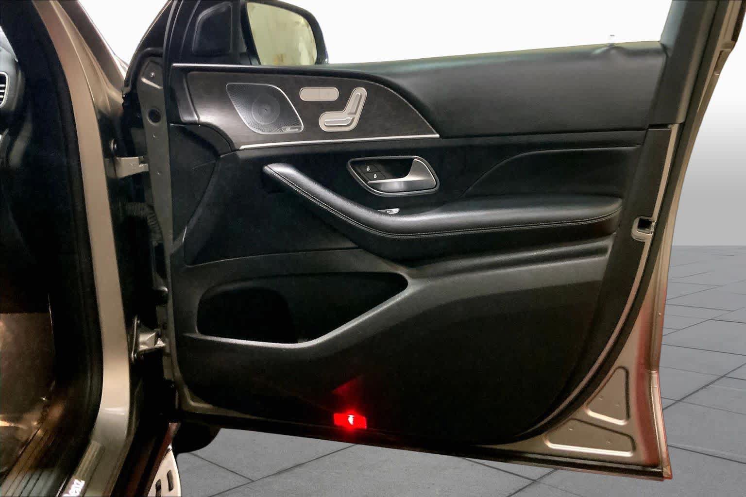 Used 2020 Mercedes-Benz GLE 350 4MATIC image 23