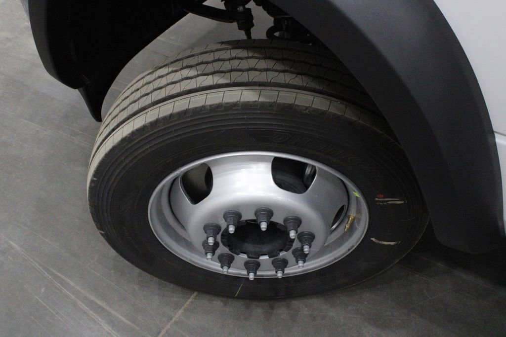 New 2026 RAM 5500 Tradesman w/ Chrome Appearance Group image 37