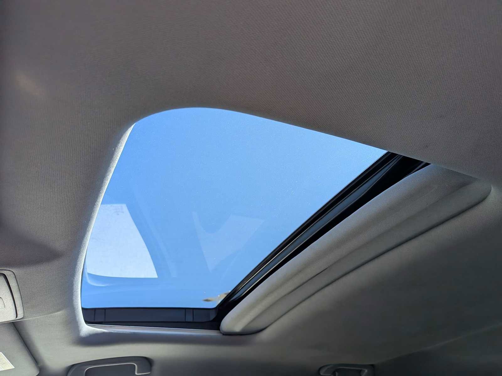 Used 2020 Acura MDX SH-AWD image 16