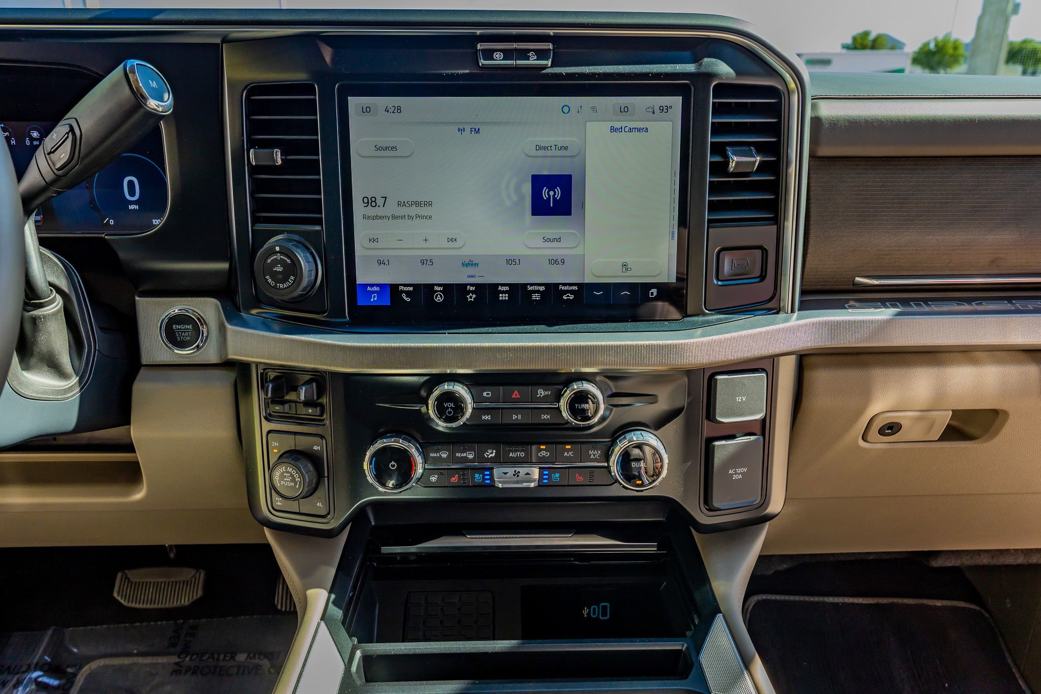 Used 2026 Ford F350 Platinum w/ Platinum Plus Package AWD/4WD image 25