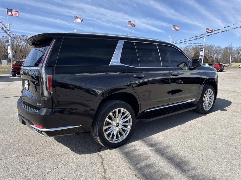 Used 2023 Cadillac Escalade Premium Luxury image 7