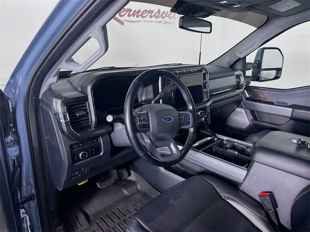 Used 2023 Ford F250 Lariat w/ Sport Appearance Package image 30